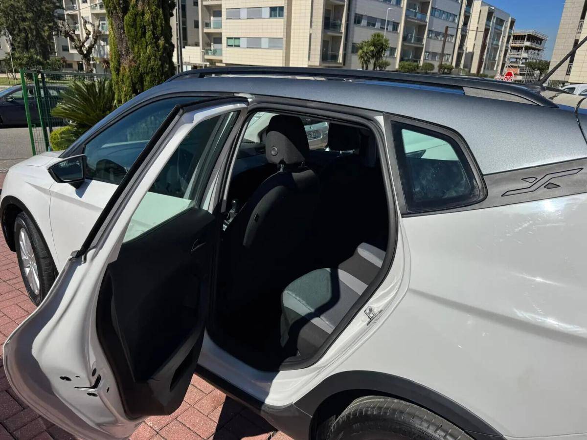 seat-arona-2018-gasolina-999cc