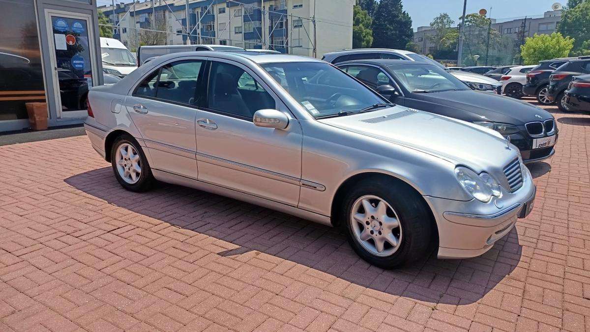 mercedes-benz-classe-c-2002-diesel-2148cc