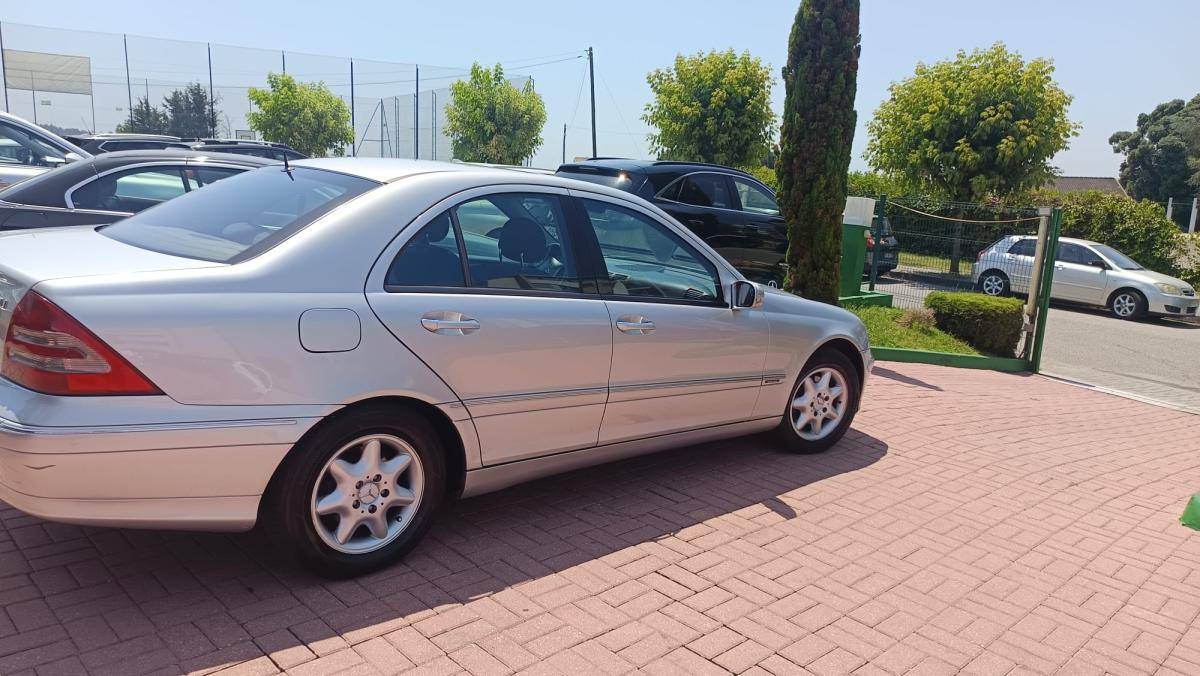 mercedes-benz-classe-c-2002-diesel-2148cc