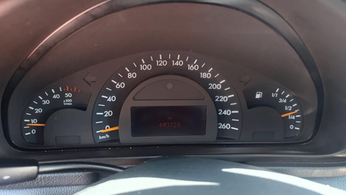 mercedes-benz-classe-c-2002-diesel-2148cc