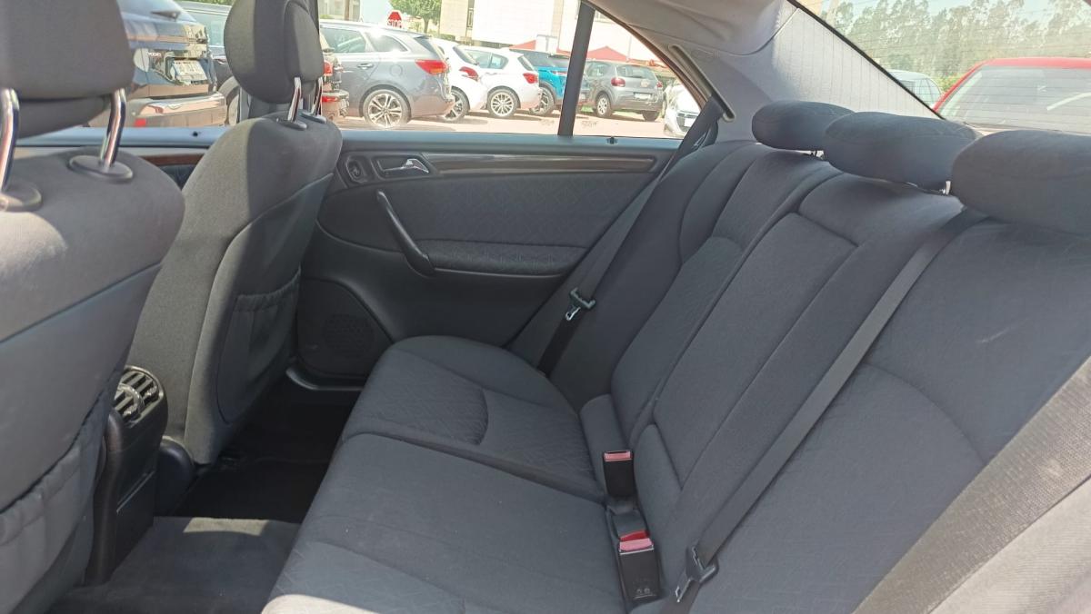 mercedes-benz-classe-c-2002-diesel-2148cc