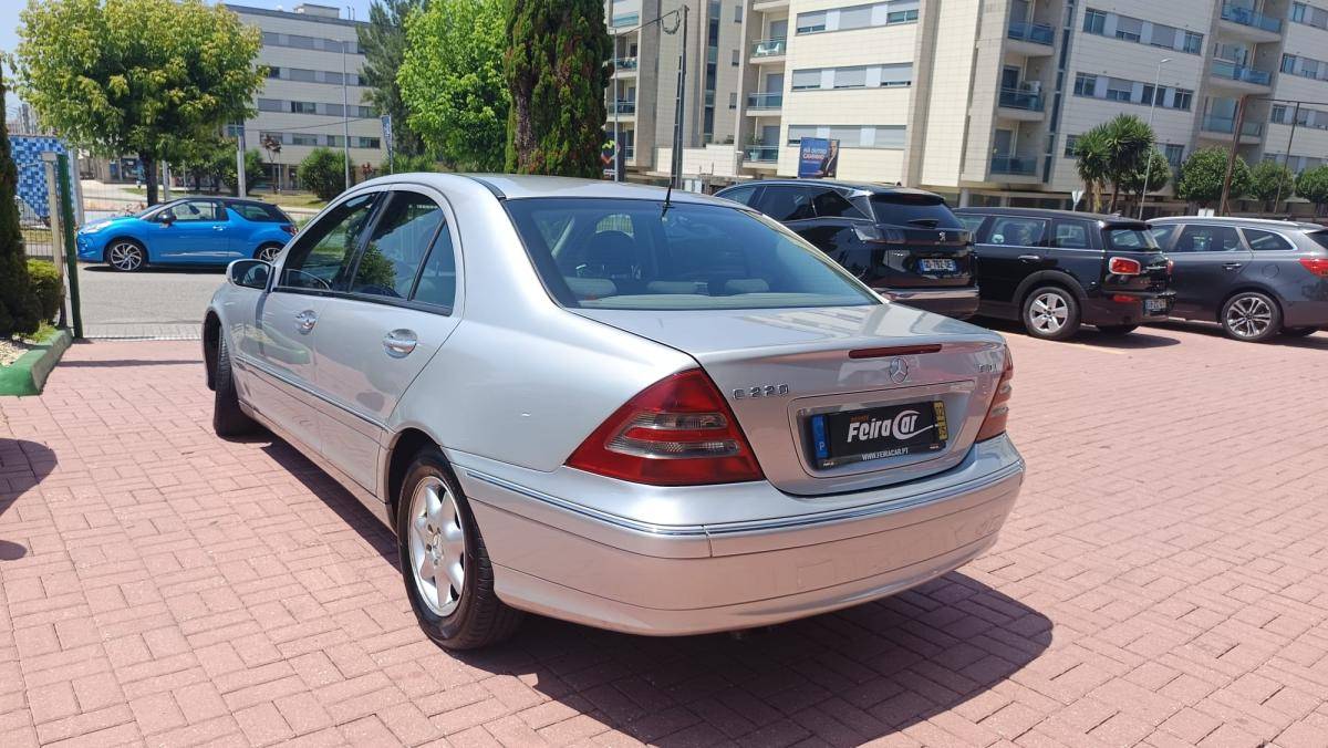 mercedes-benz-classe-c-2002-diesel-2148cc