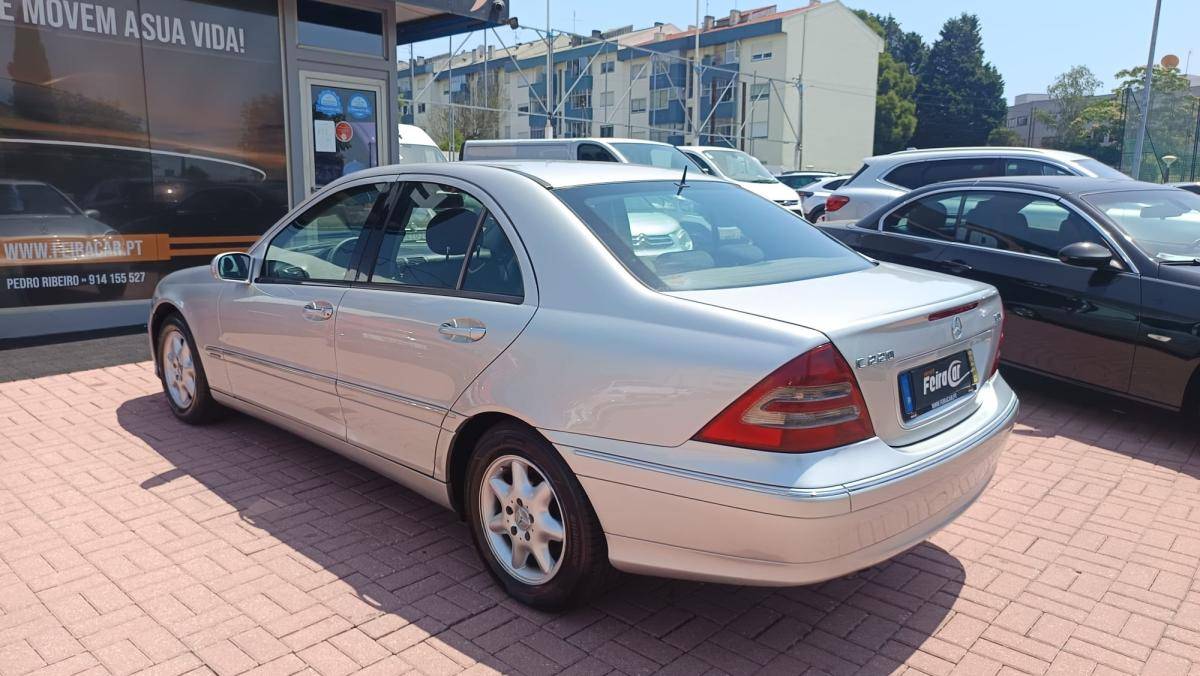 mercedes-benz-classe-c-2002-diesel-2148cc