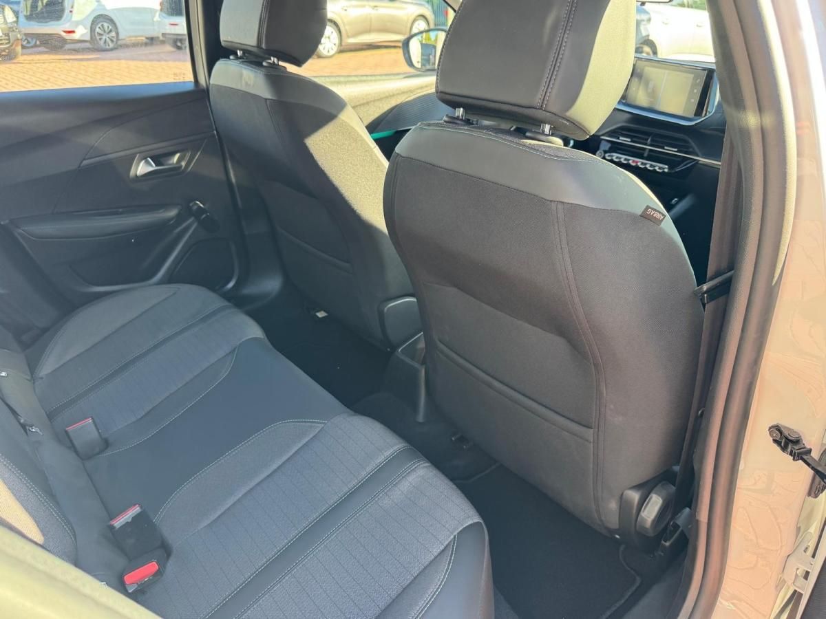 peugeot-208-2021-gasolina-1199cc