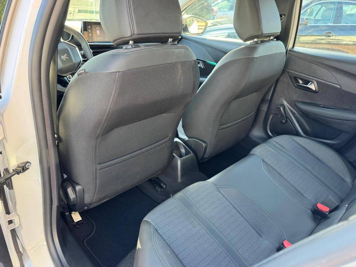 peugeot-208-2021-gasolina-1199cc