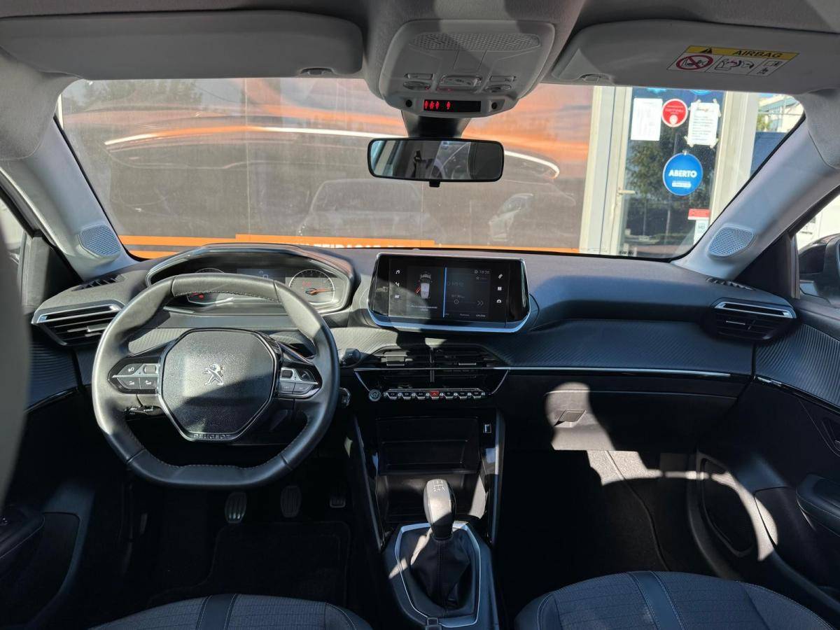 peugeot-208-2021-gasolina-1199cc