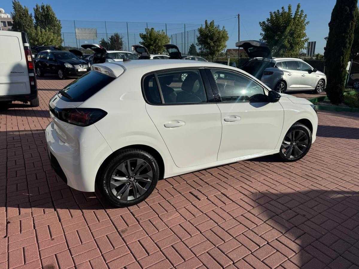 peugeot-208-2021-gasolina-1199cc
