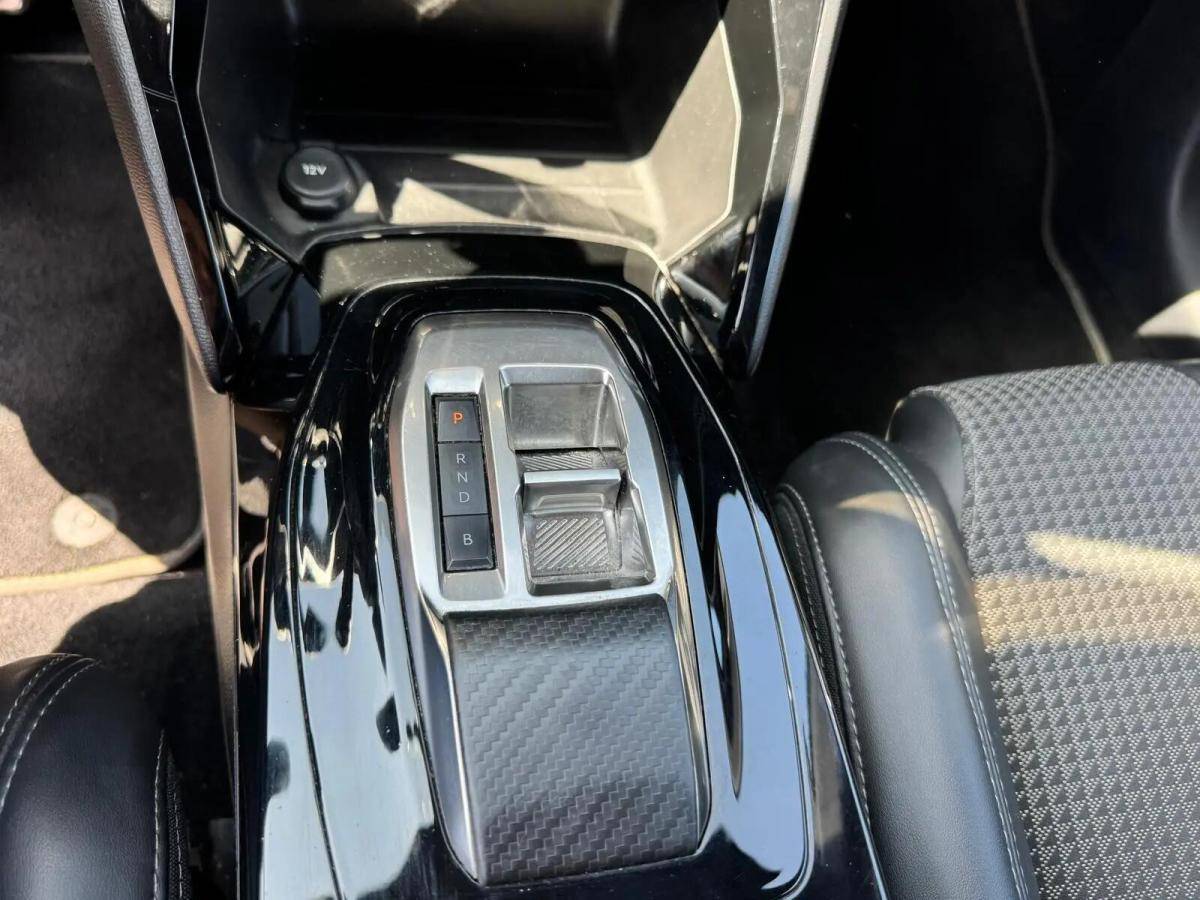 peugeot-e-208-2022-eletrico-0cc