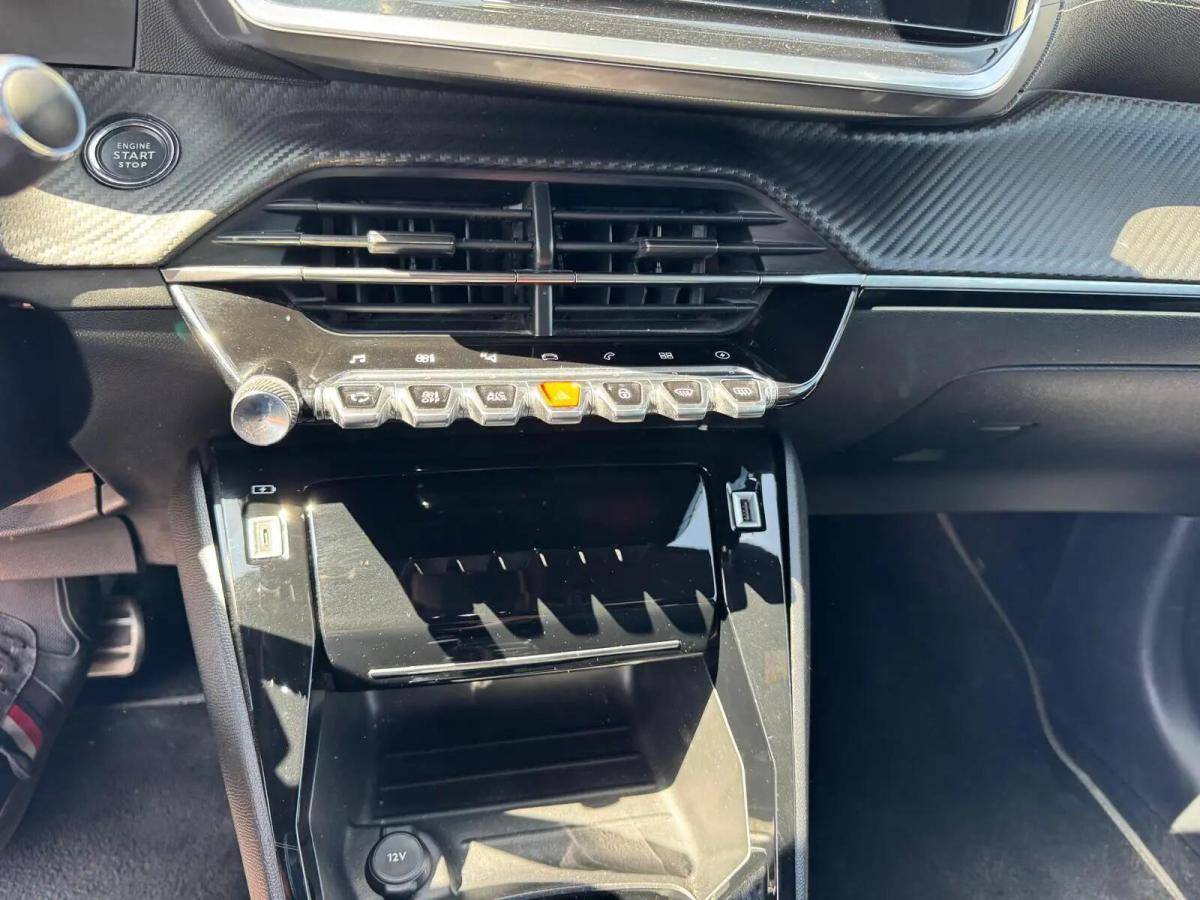 peugeot-e-208-2022-eletrico-0cc