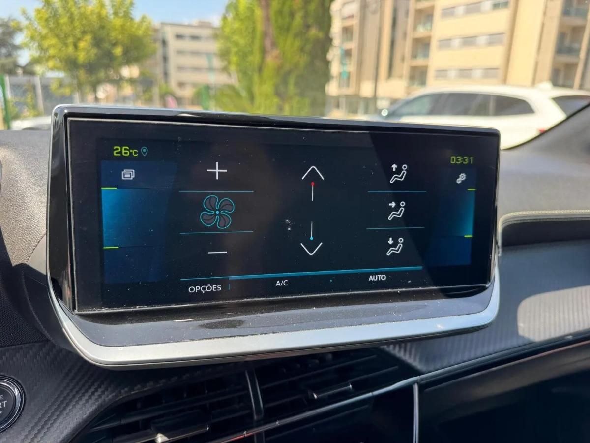 peugeot-e-208-2022-eletrico-0cc