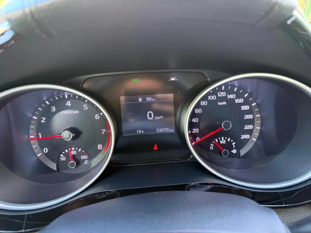 kia-ceed-2026-gasolina-998cc