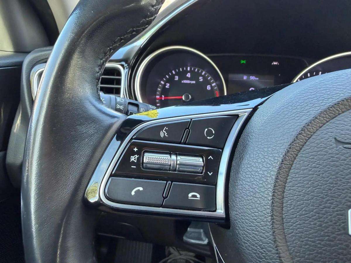 kia-ceed-2026-gasolina-998cc