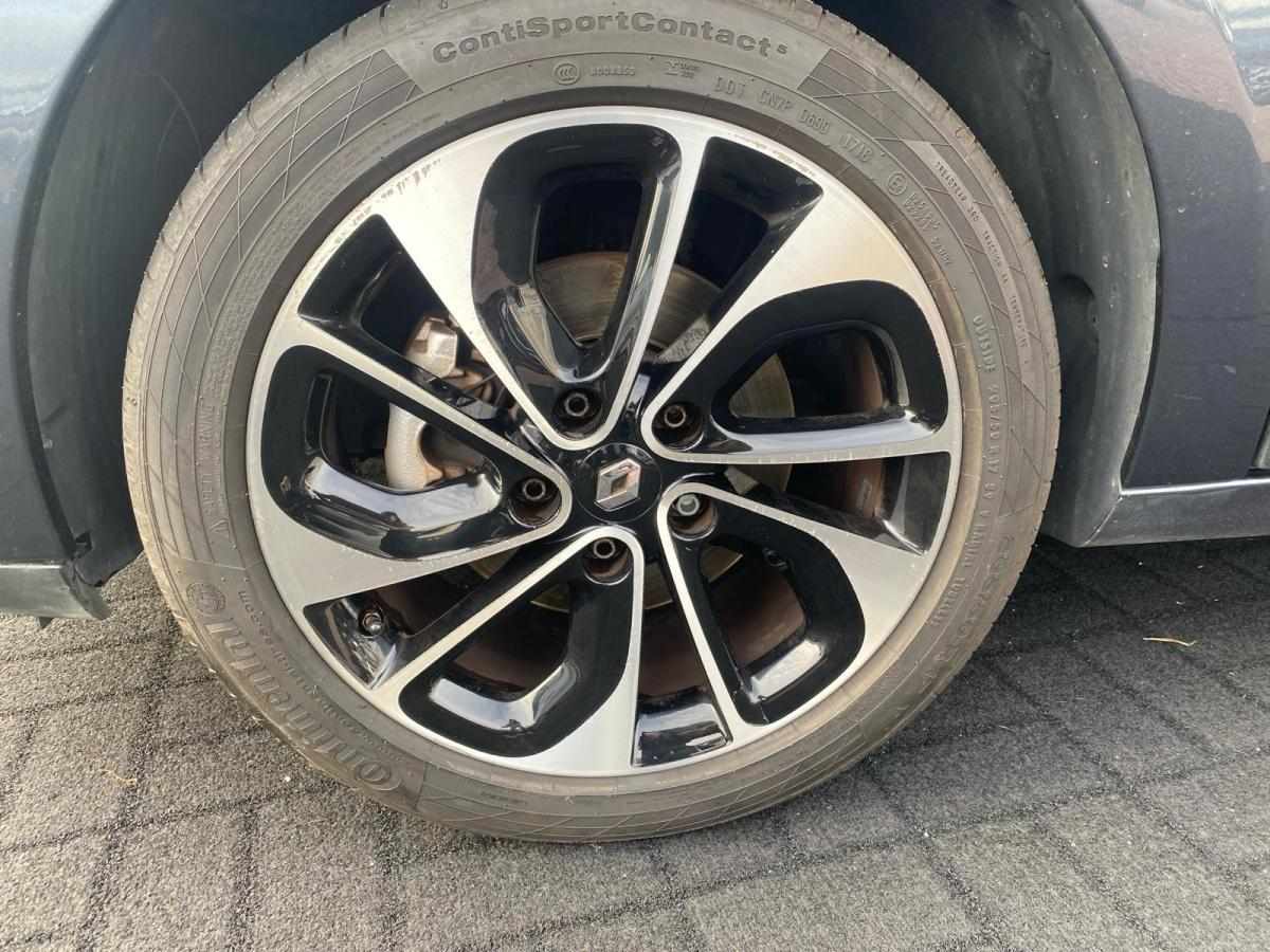 renault-megane-sport-tourer-2015-diesel-1461cc