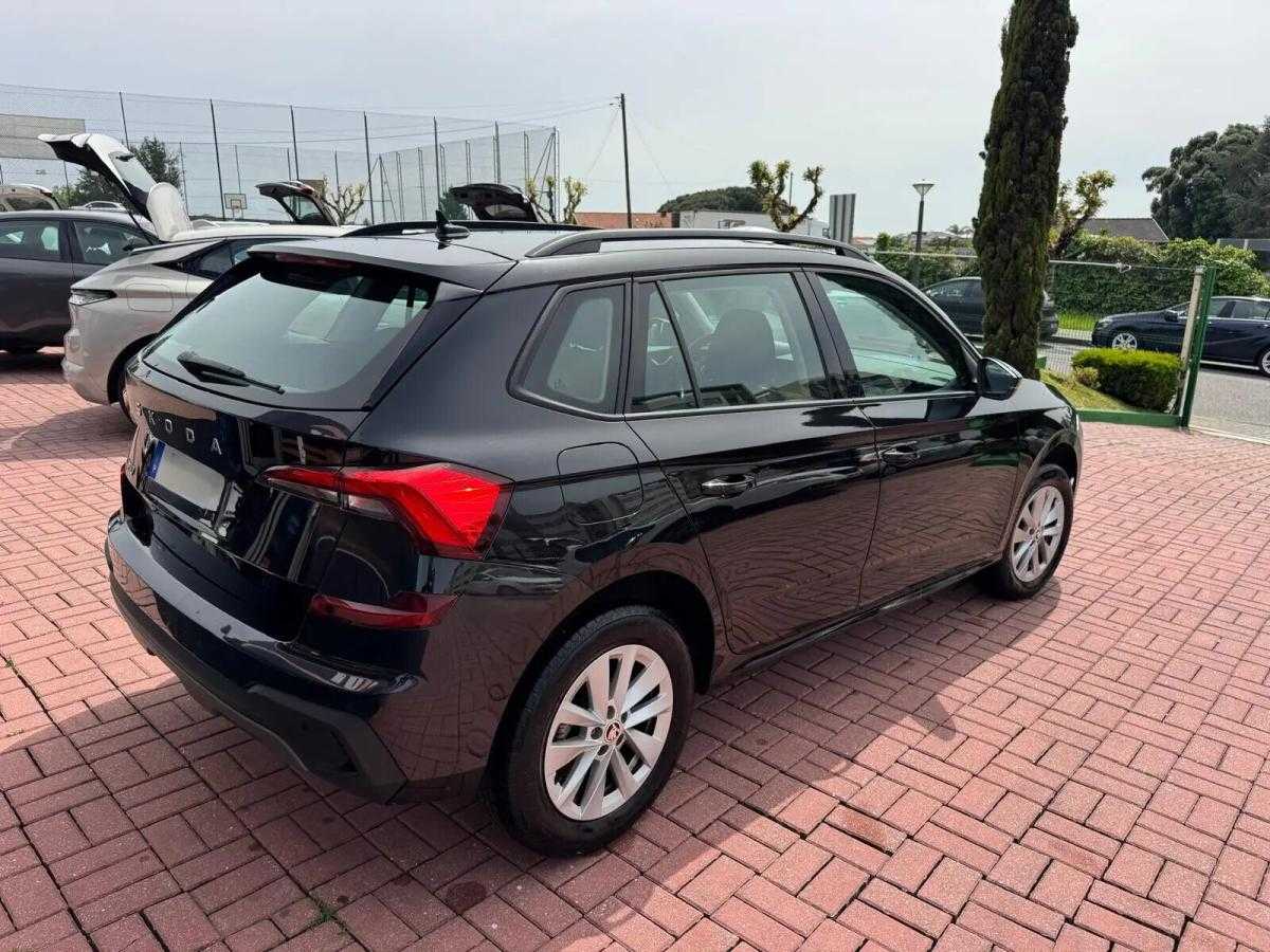 skoda-kamiq-2024-gasolina-999cc