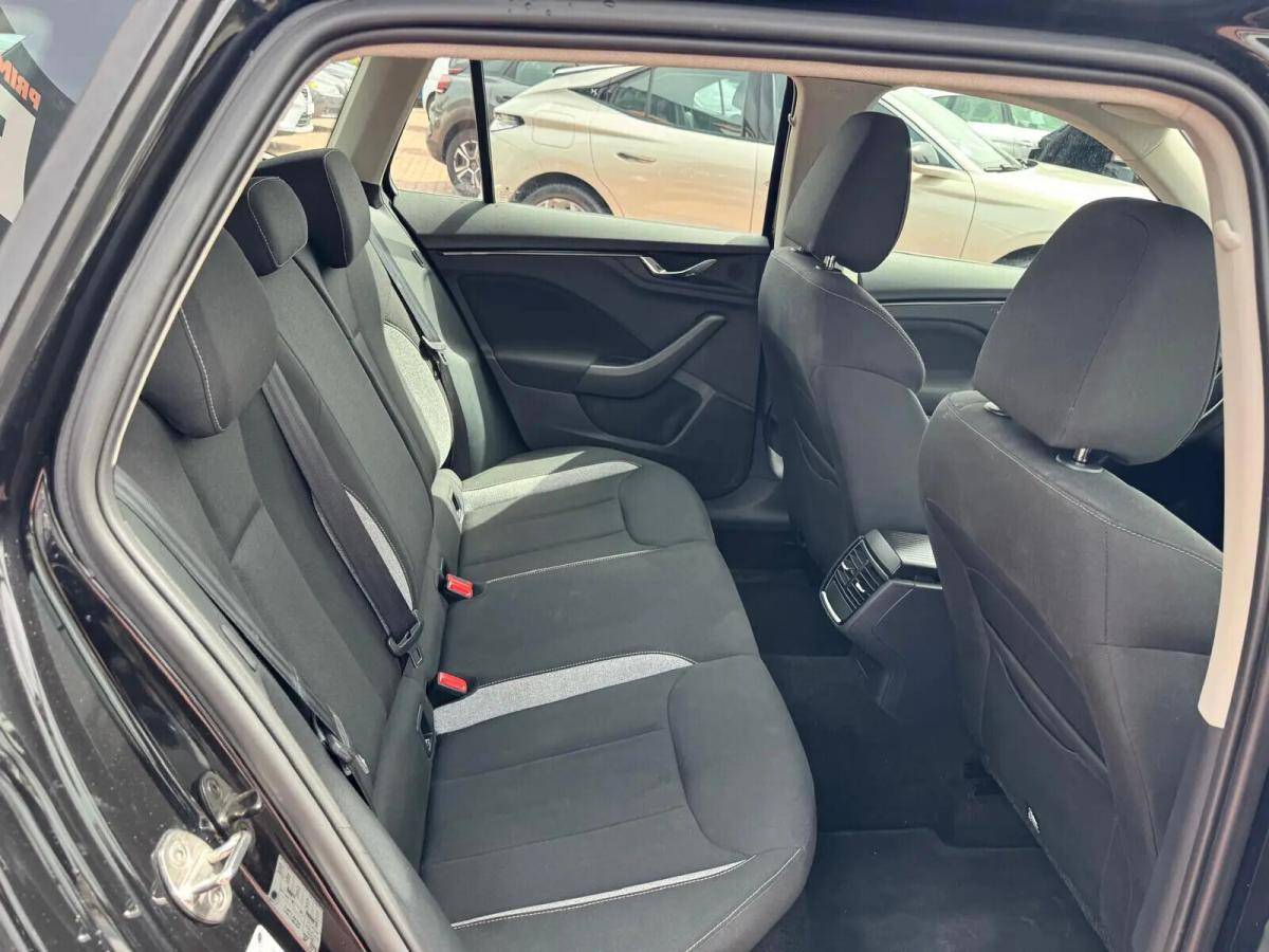 skoda-kamiq-2024-gasolina-999cc