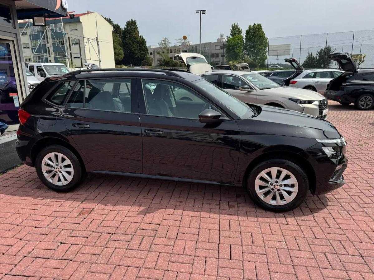 skoda-kamiq-2024-gasolina-999cc