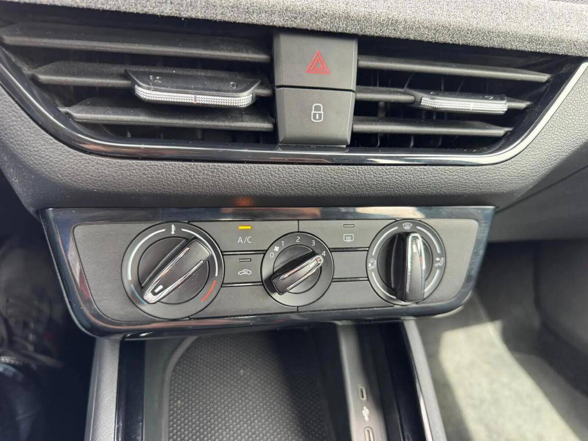 skoda-kamiq-2024-gasolina-999cc