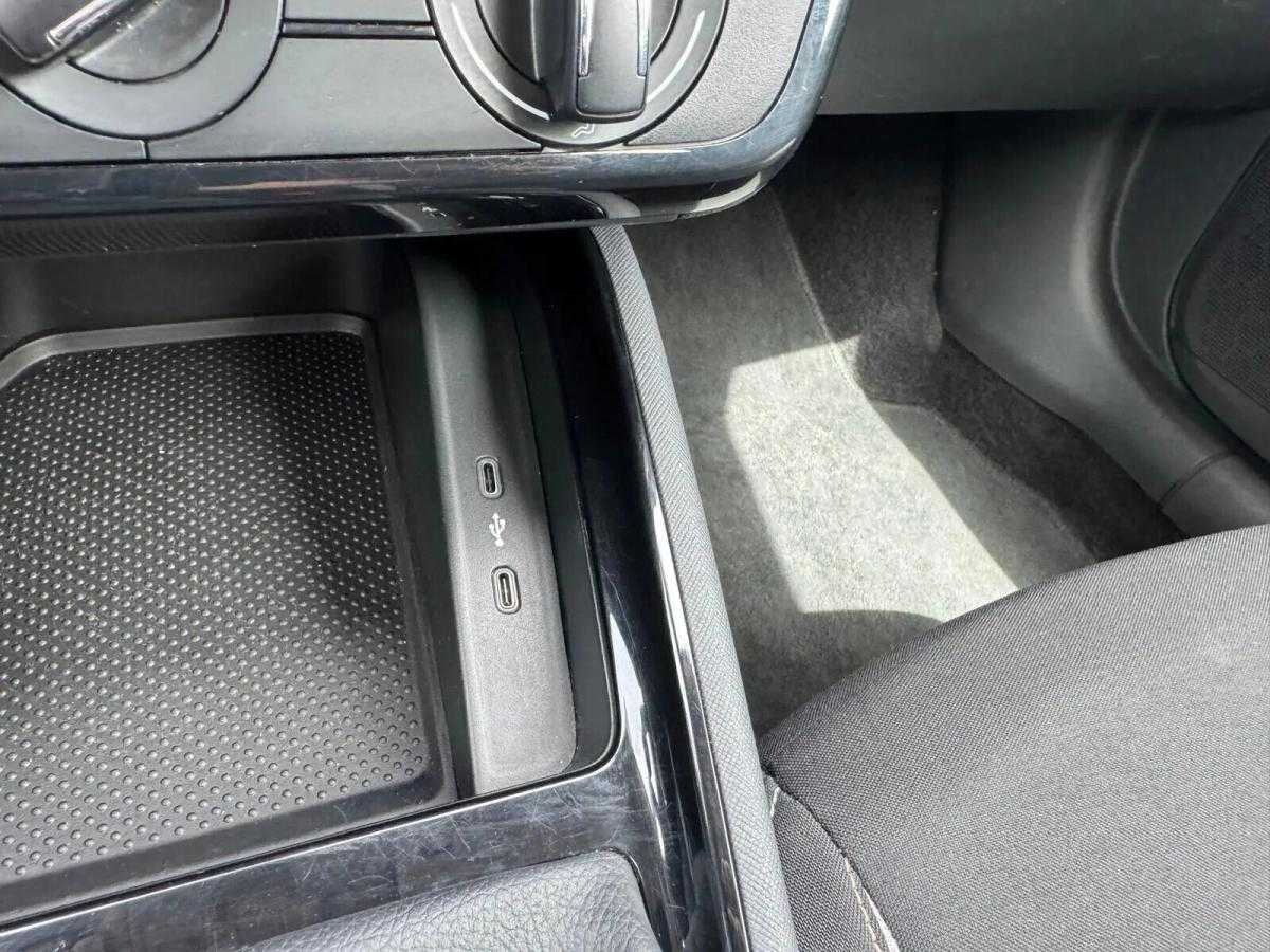 skoda-kamiq-2024-gasolina-999cc