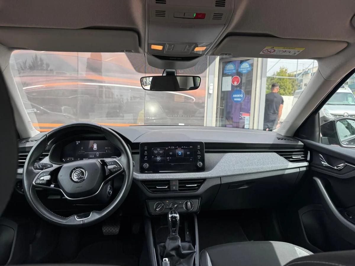skoda-kamiq-2024-gasolina-999cc