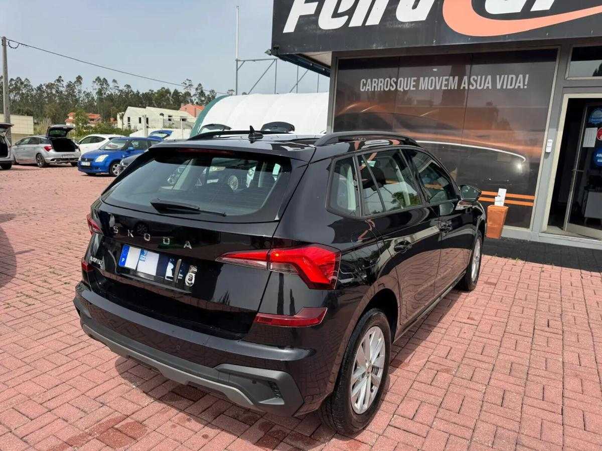 skoda-kamiq-2024-gasolina-999cc