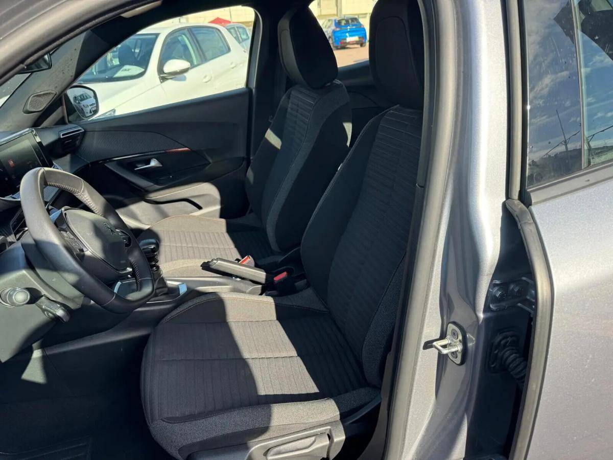 peugeot-2008-2023-gasolina-1199cc