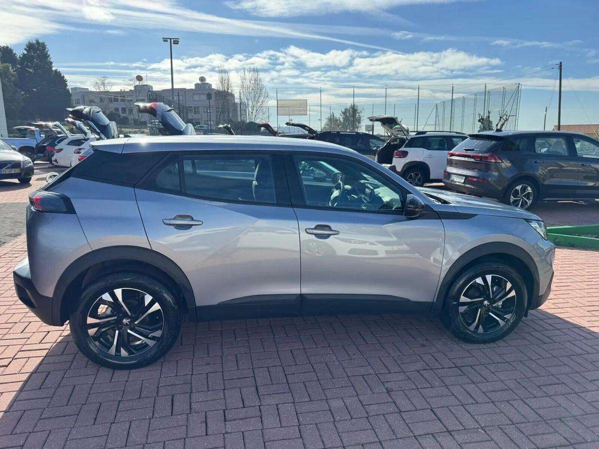 peugeot-2008-2023-gasolina-1199cc