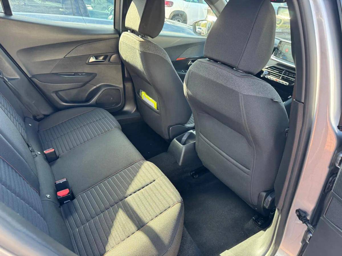 peugeot-2008-2023-gasolina-1199cc