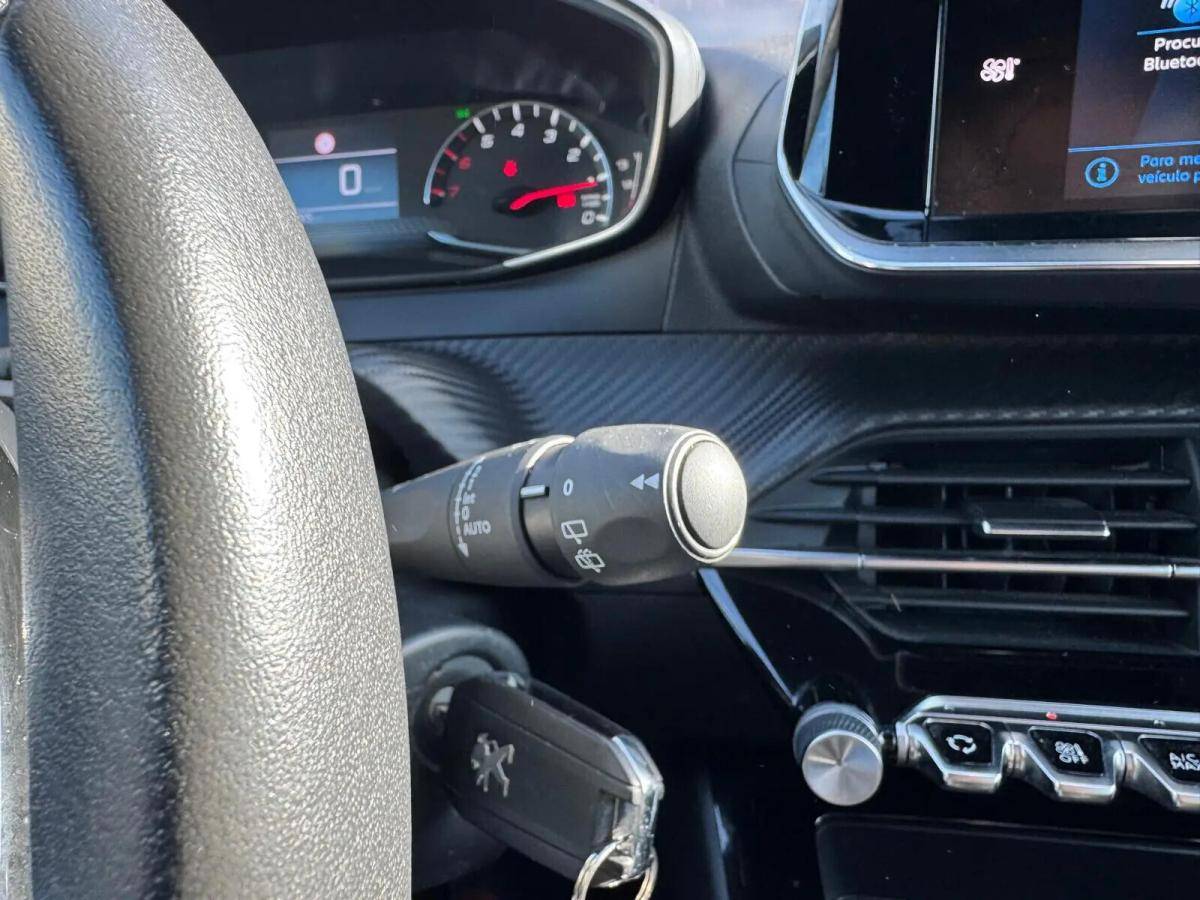 peugeot-2008-2023-gasolina-1199cc