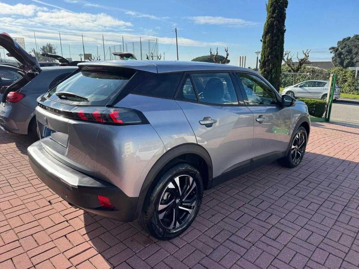 peugeot-2008-2023-gasolina-1199cc