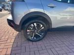 peugeot-2008-2023-gasolina-1199cc