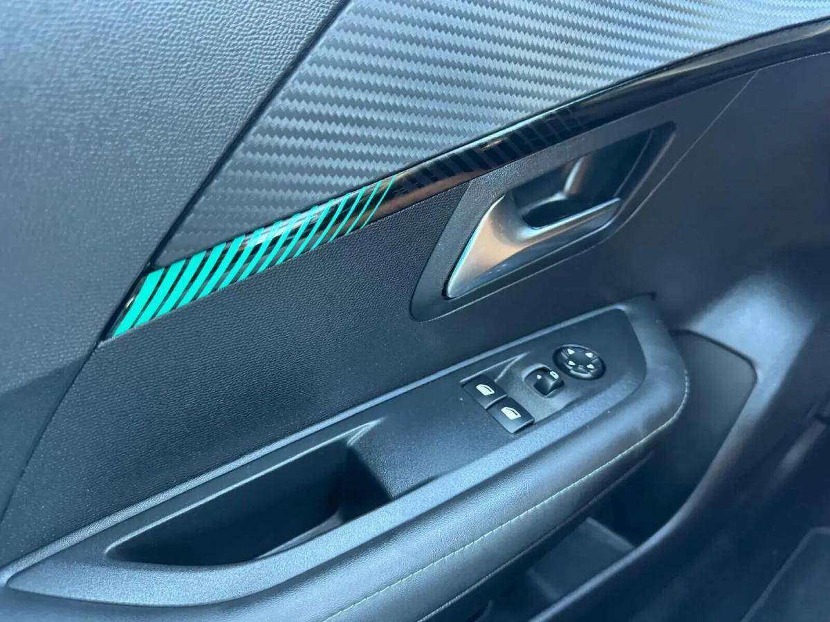peugeot-208-2021-gasolina-1199cc