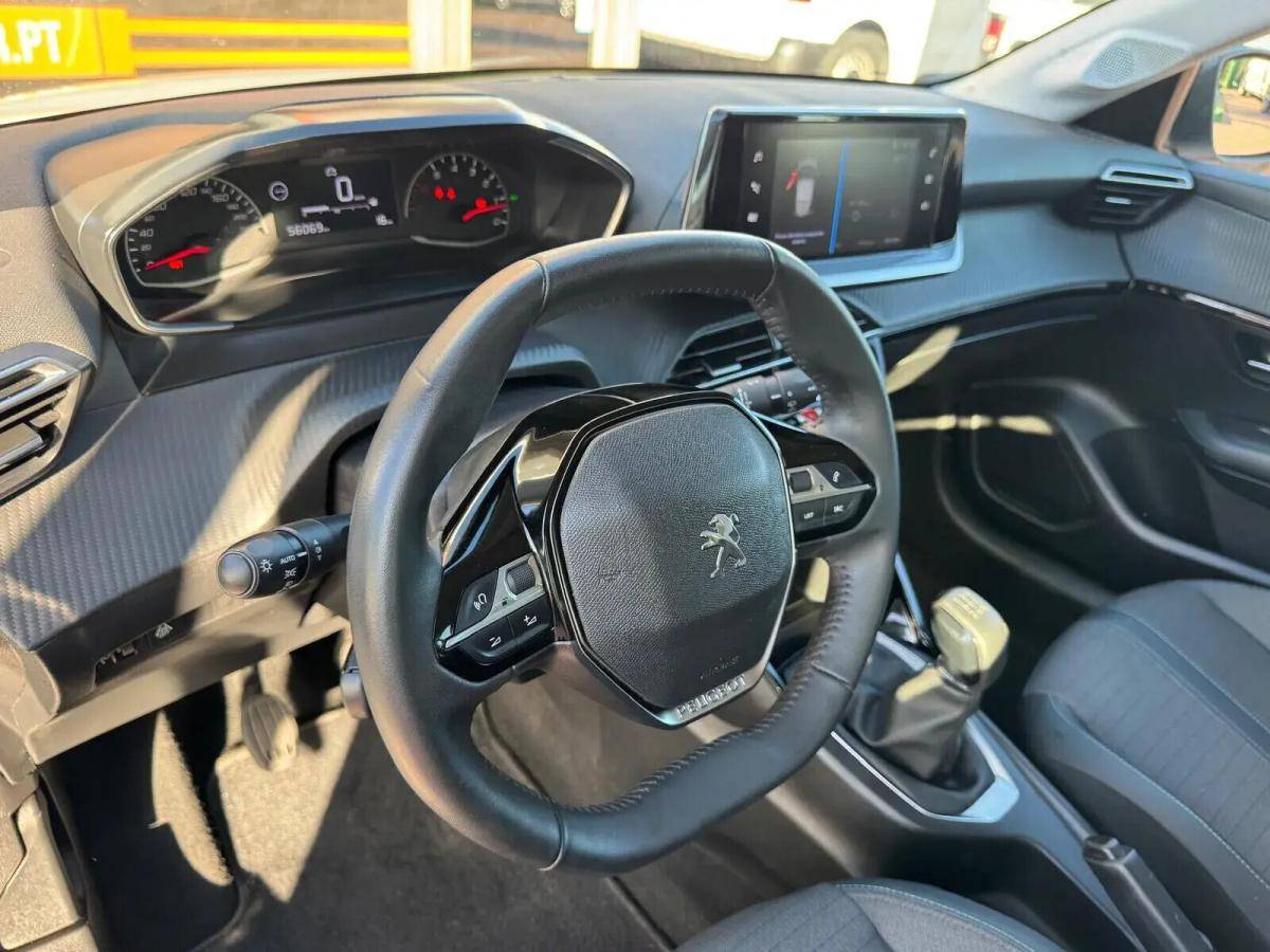 peugeot-208-2021-gasolina-1199cc