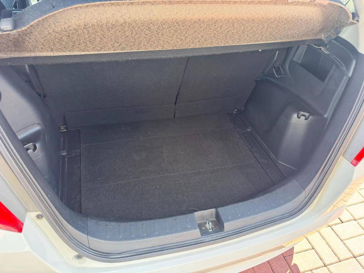 honda-jazz-2012-gasolina-1198cc