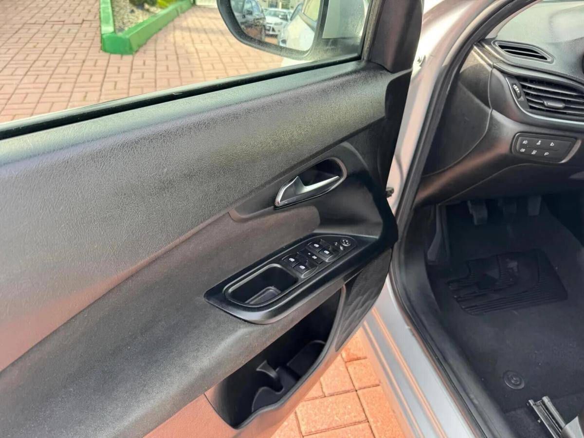 fiat-tipo-station-wagon-2018-diesel-1248cc
