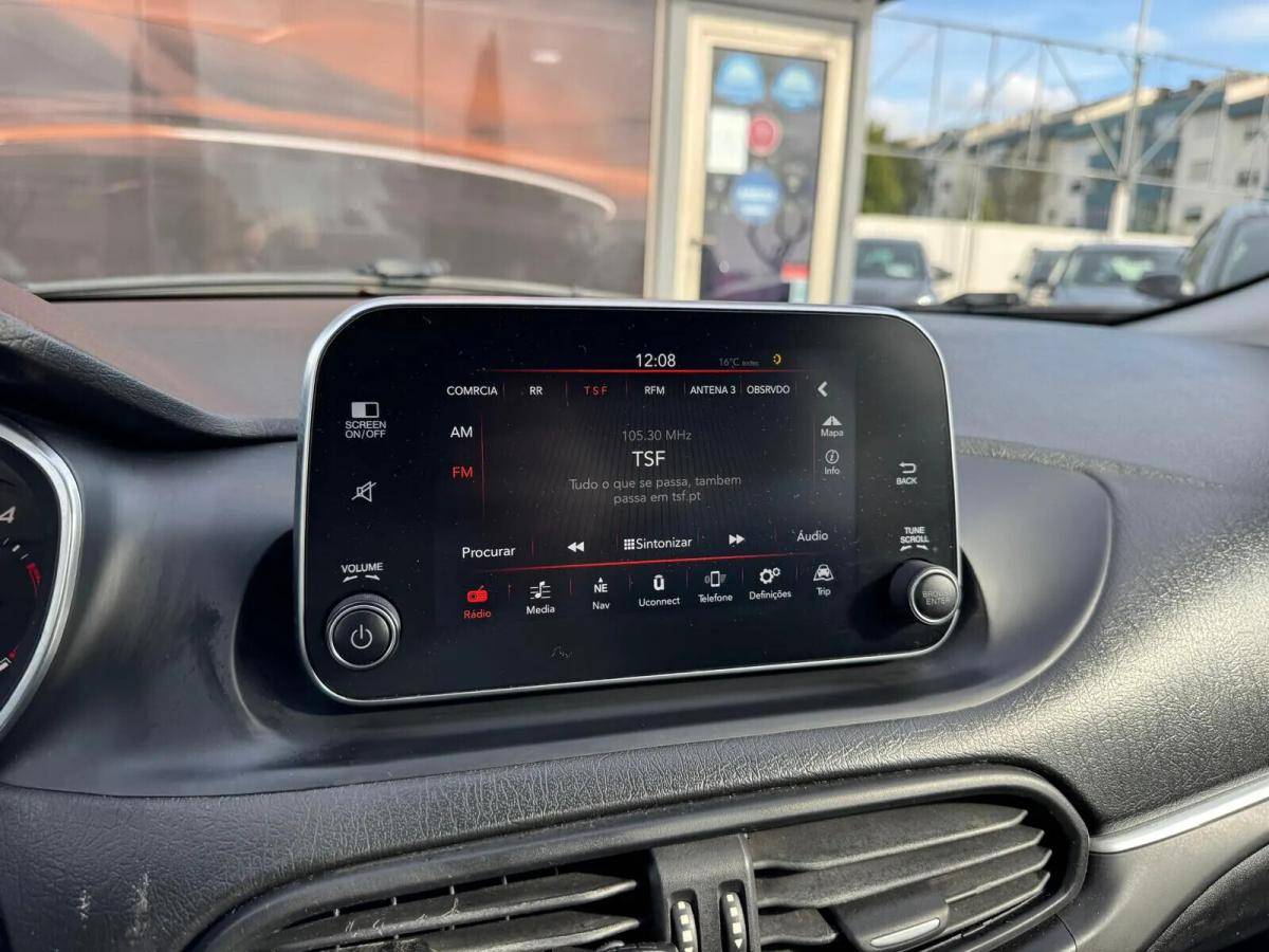 fiat-tipo-station-wagon-2018-diesel-1248cc