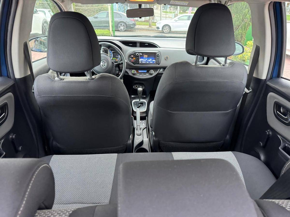 toyota-yaris-2015-hibrido-a-gasolina-1497cc