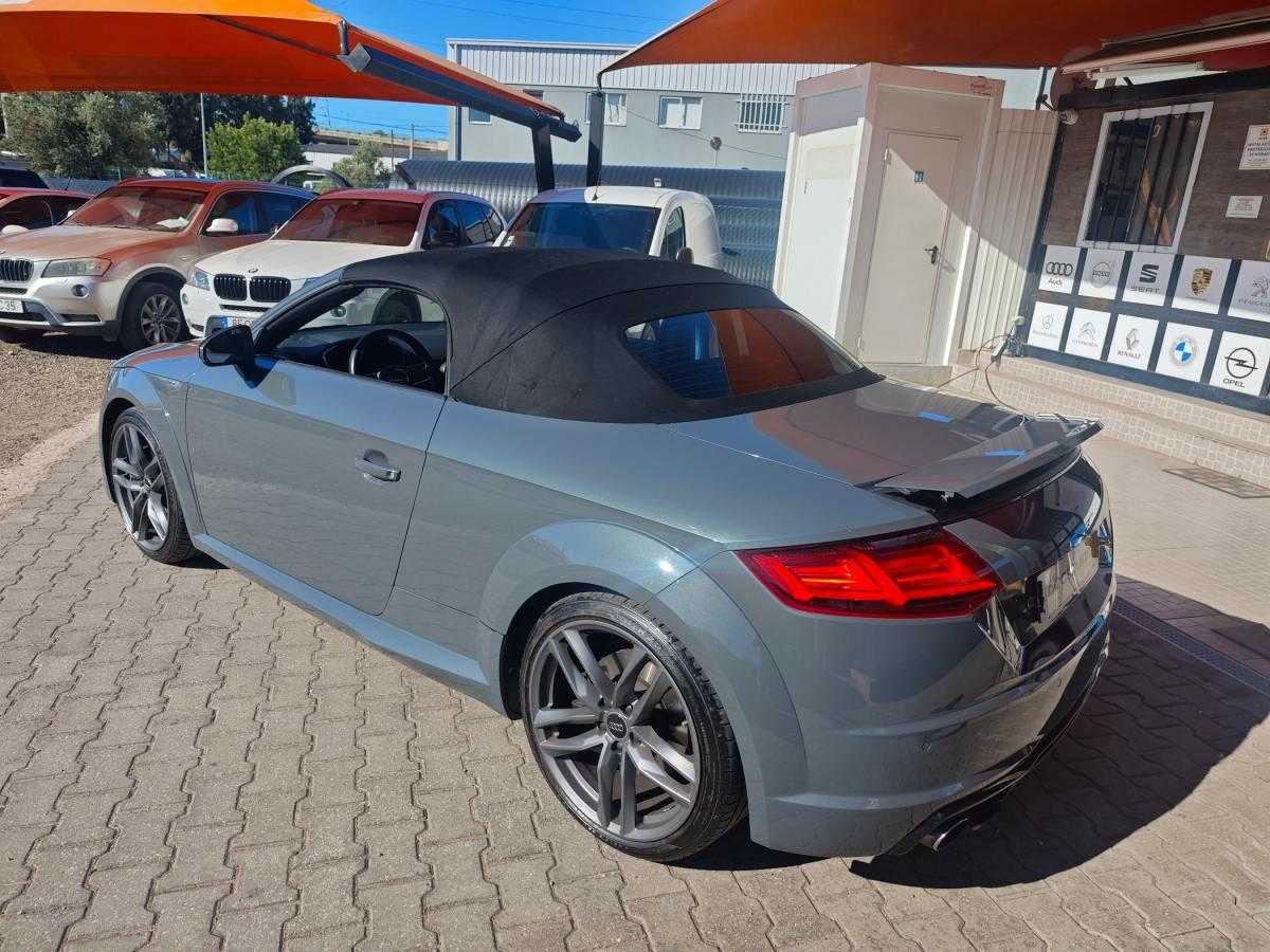 audi-tt-2016-gasolina-1984cc