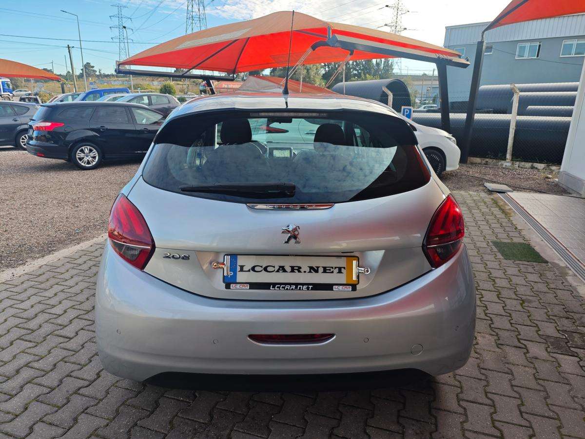 peugeot-208-2018-diesel-1560cc