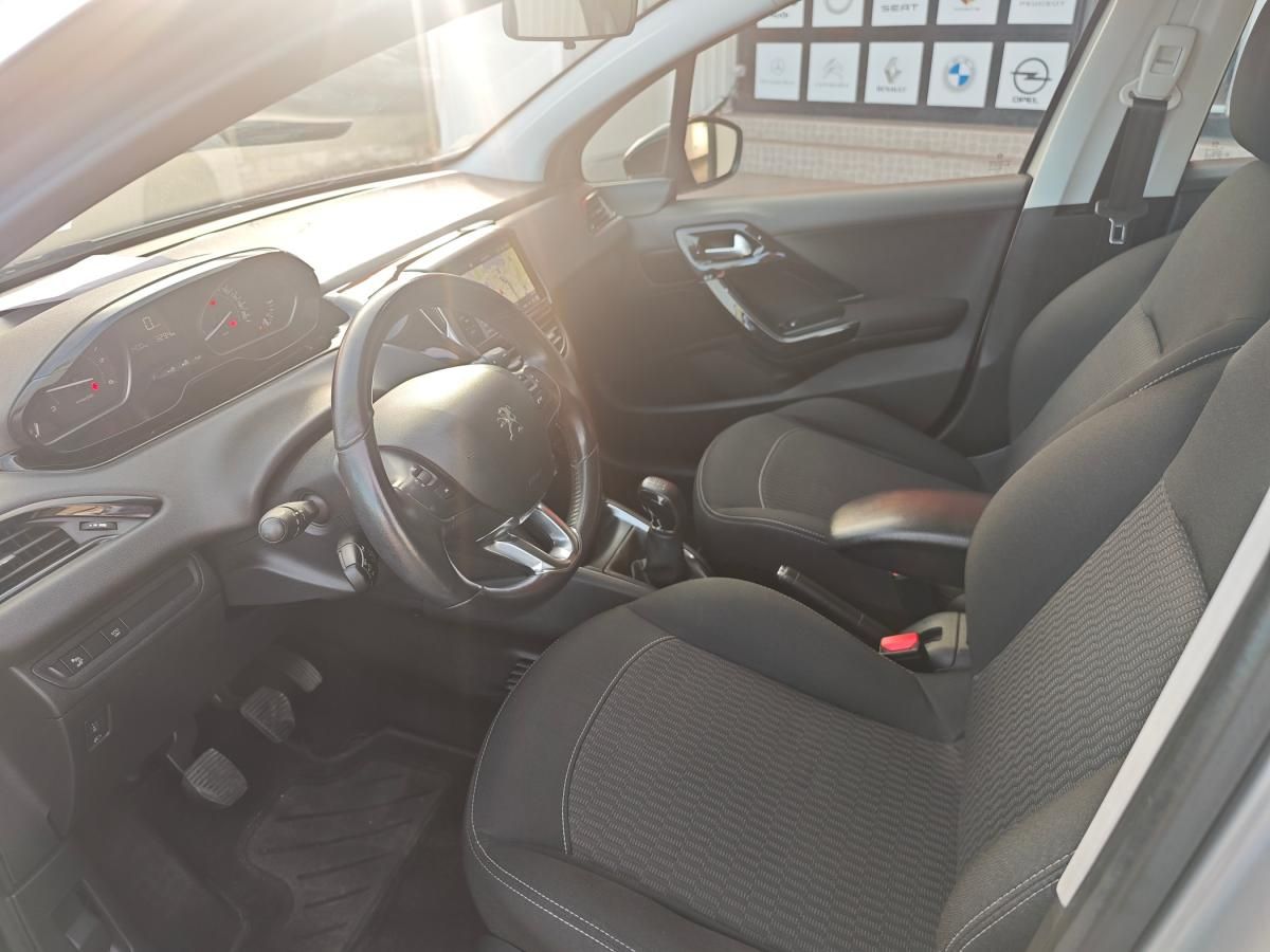 peugeot-208-2018-diesel-1560cc