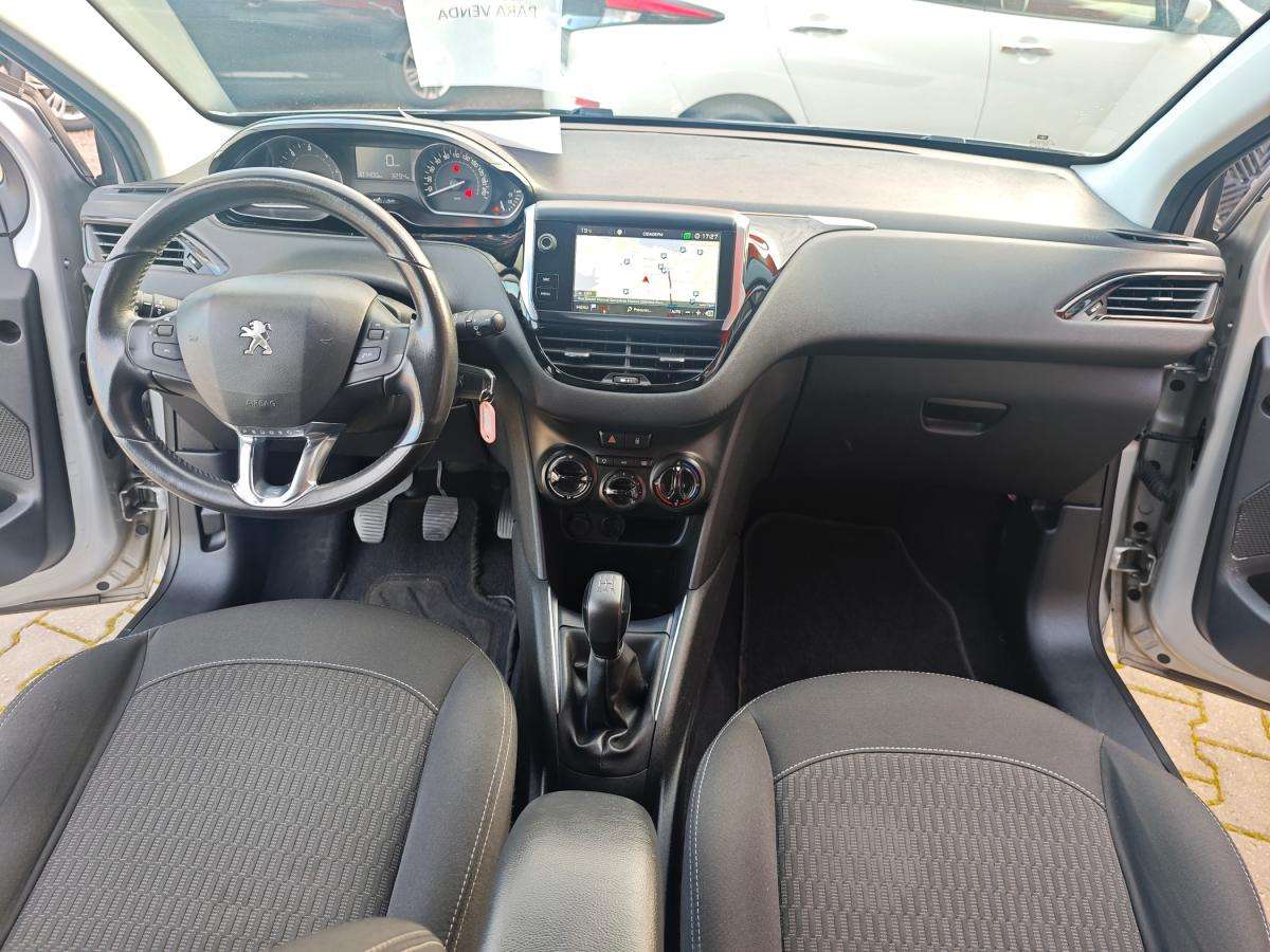 peugeot-208-2018-diesel-1560cc