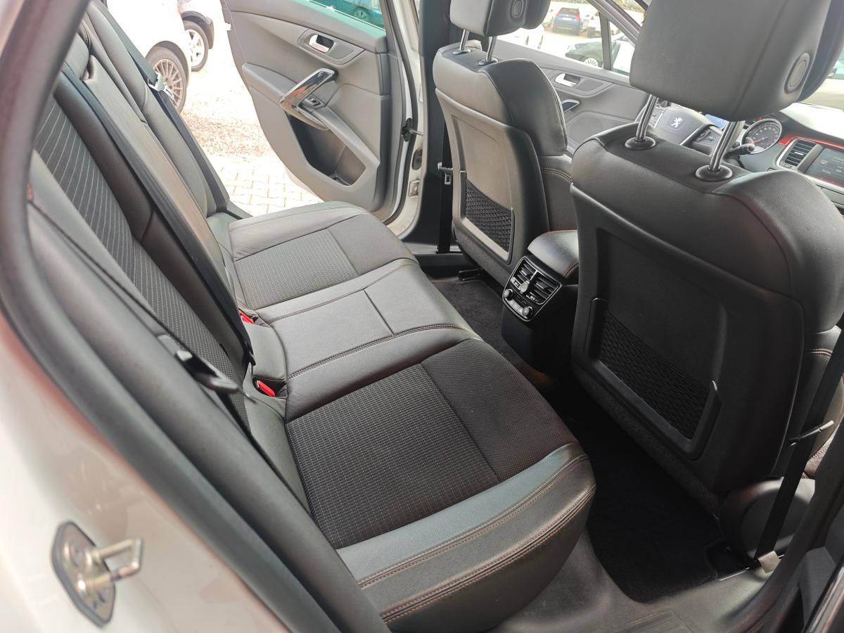 peugeot-508-rxh-2018-diesel-1997cc