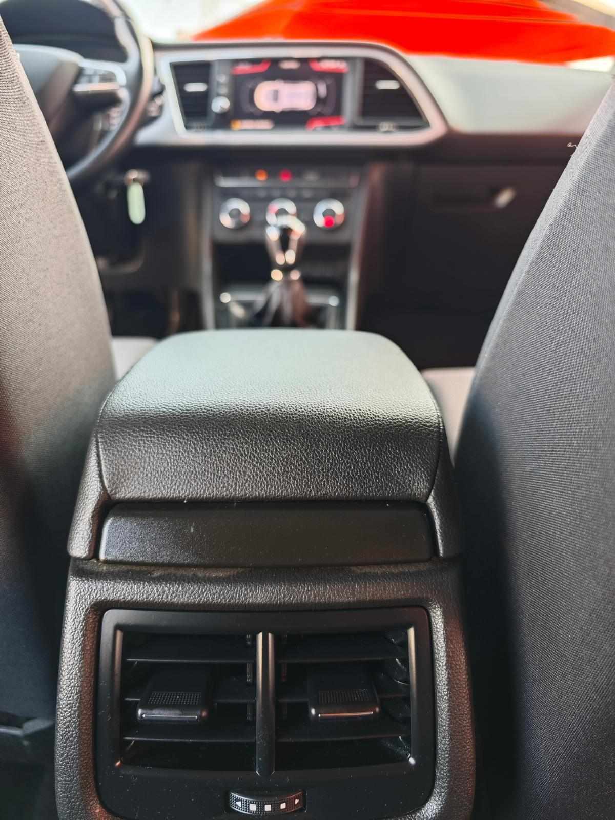 seat-leon-2019-diesel-1598cc