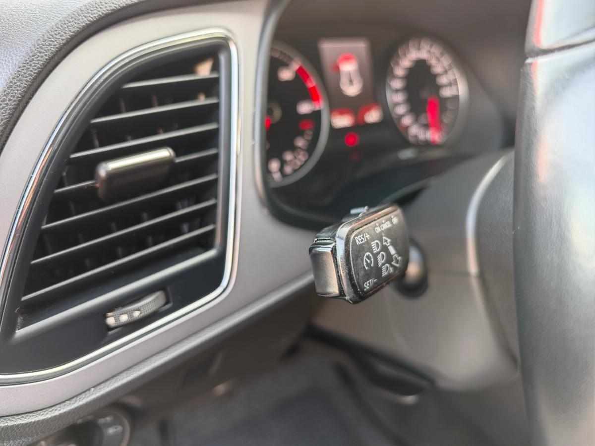 seat-leon-2019-diesel-1598cc