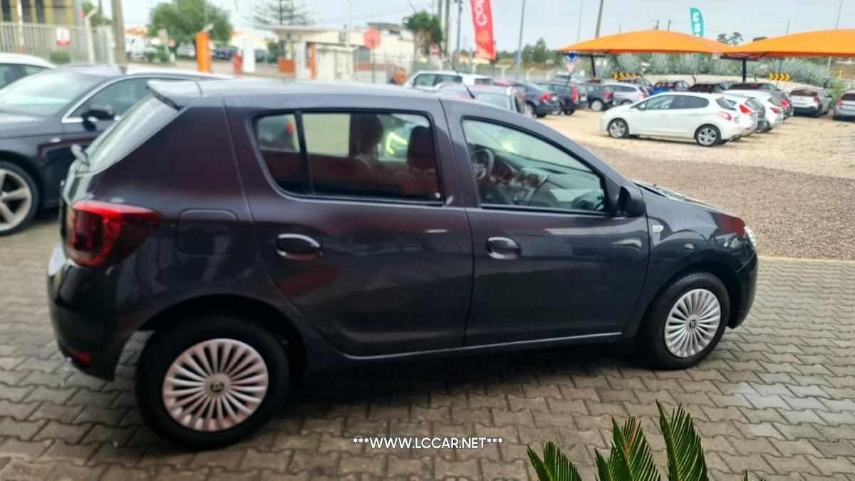 dacia-sandero-2017-gasolina-999cc