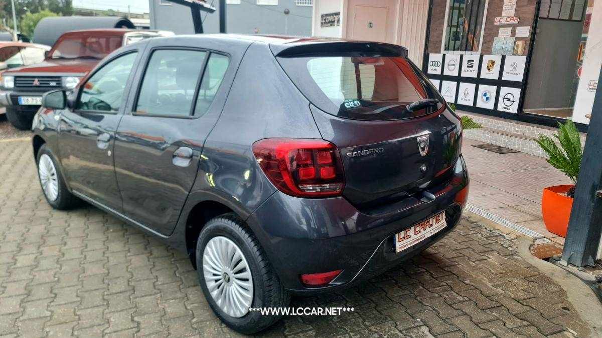 dacia-sandero-2017-gasolina-999cc