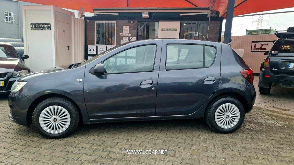 dacia-sandero-2017-gasolina-999cc