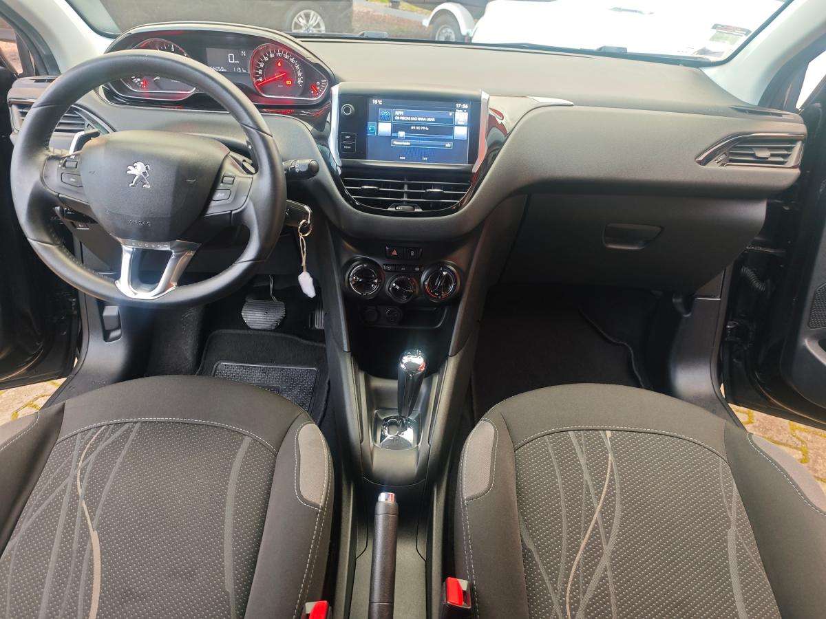 peugeot-208-2014-diesel-1560cc