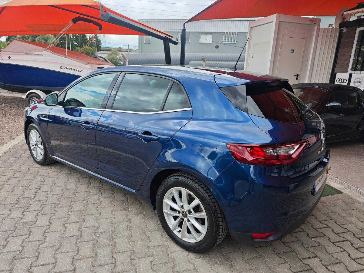 renault-megane-2021-diesel-1461cc