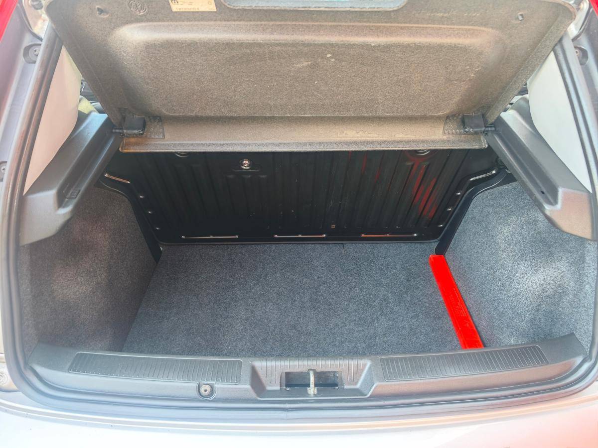 fiat-punto-2017-gasolina-1242cc