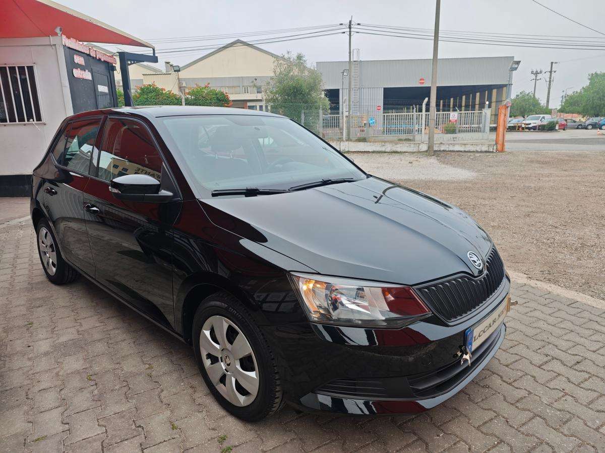 skoda-fabia-2017-gasolina-999cc
